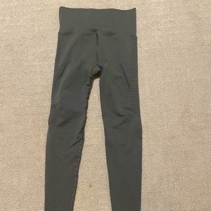 Alphalete Halo leggings.
